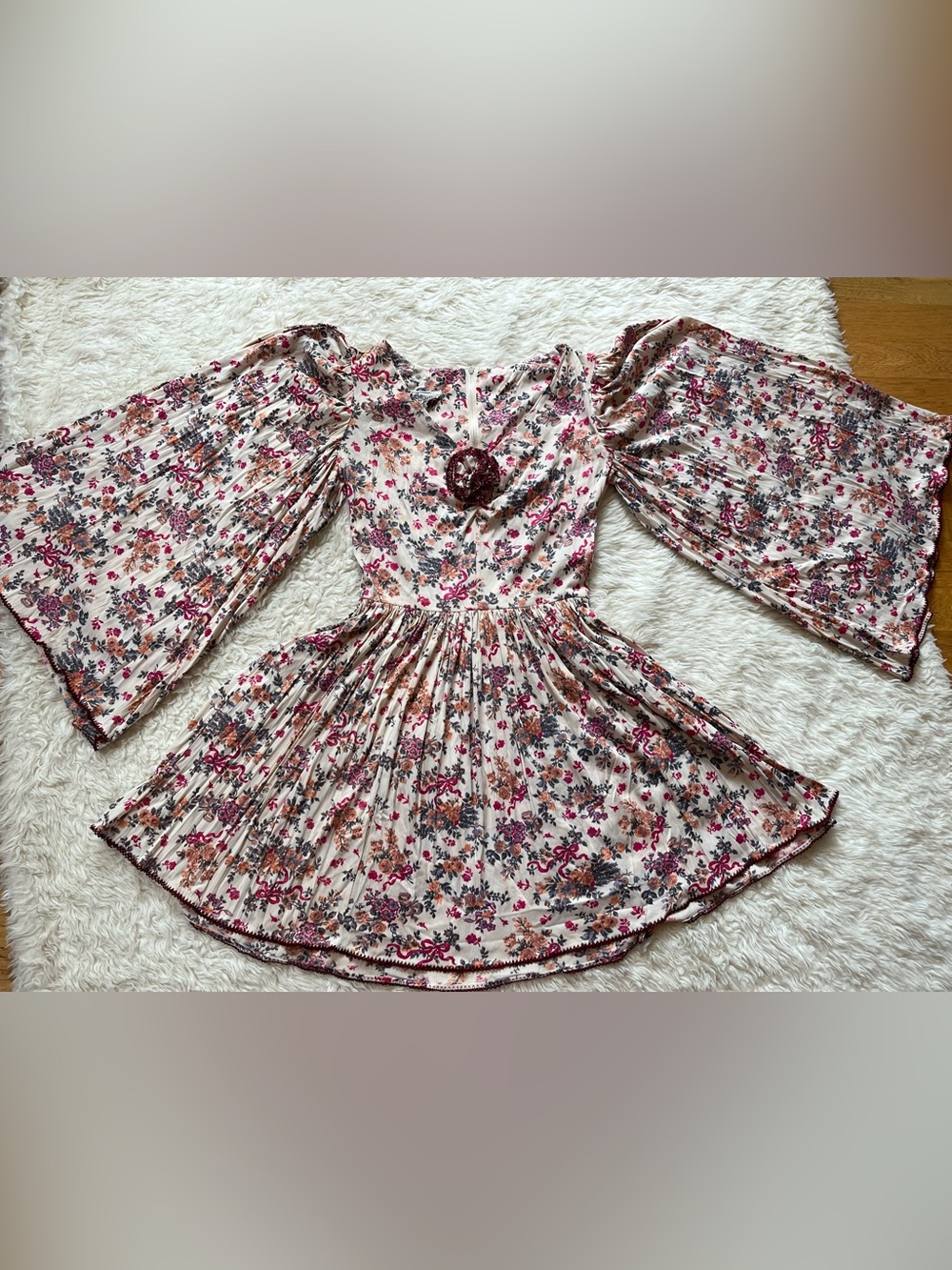 VTg Sundays Child California Boho 60s 70s Dress Bell Sleeve Floral Skater 7
